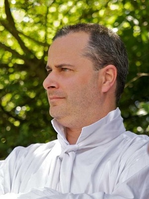 Etienne-Dupont-Hypnotherapeute-Sexologue